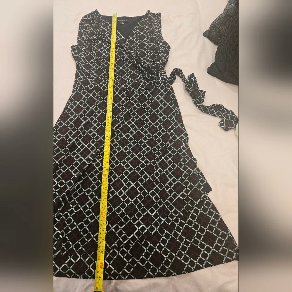 41 Hawthorn Black and White Geometric‎ Dress